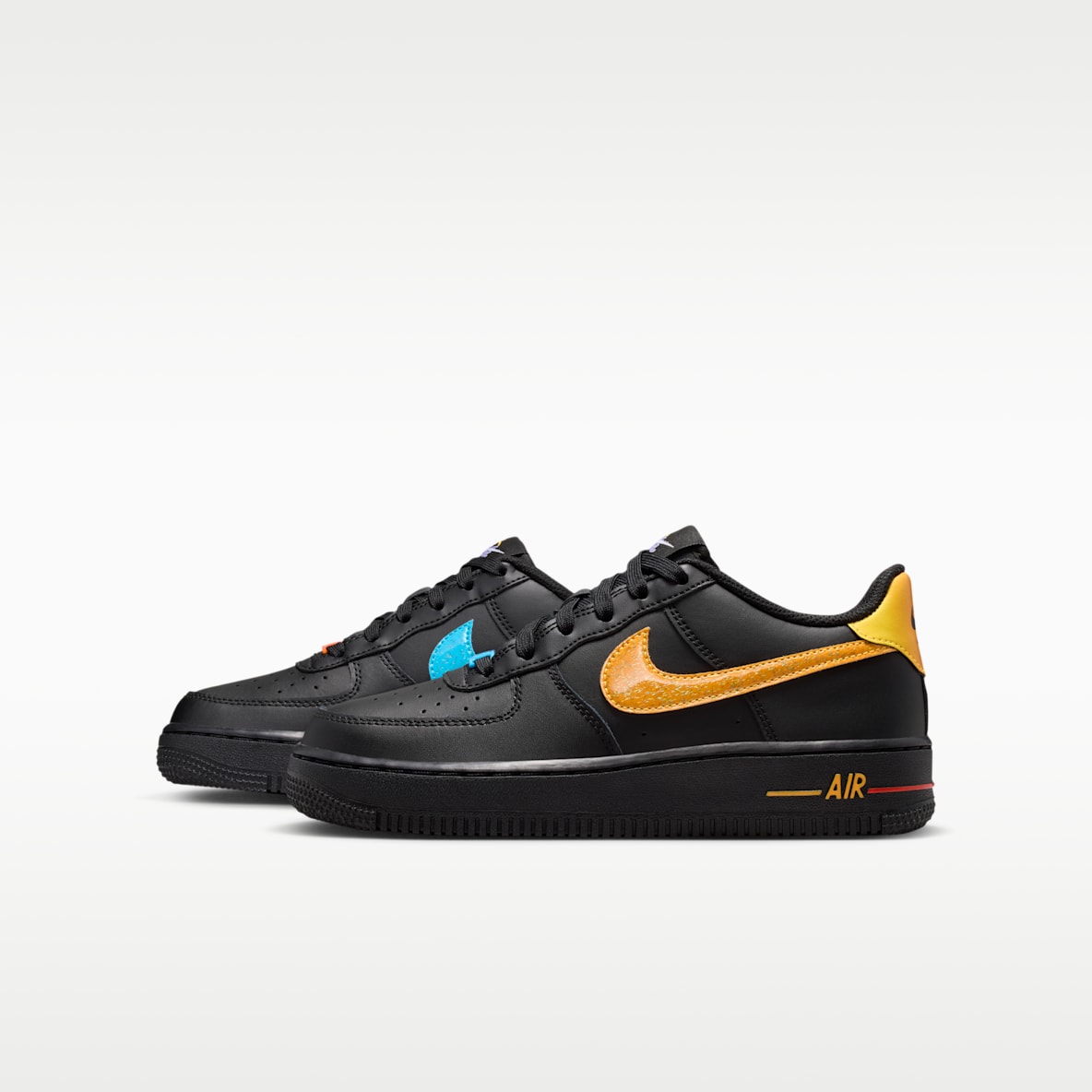 Black Air Force 1 Trainers. Nike CA